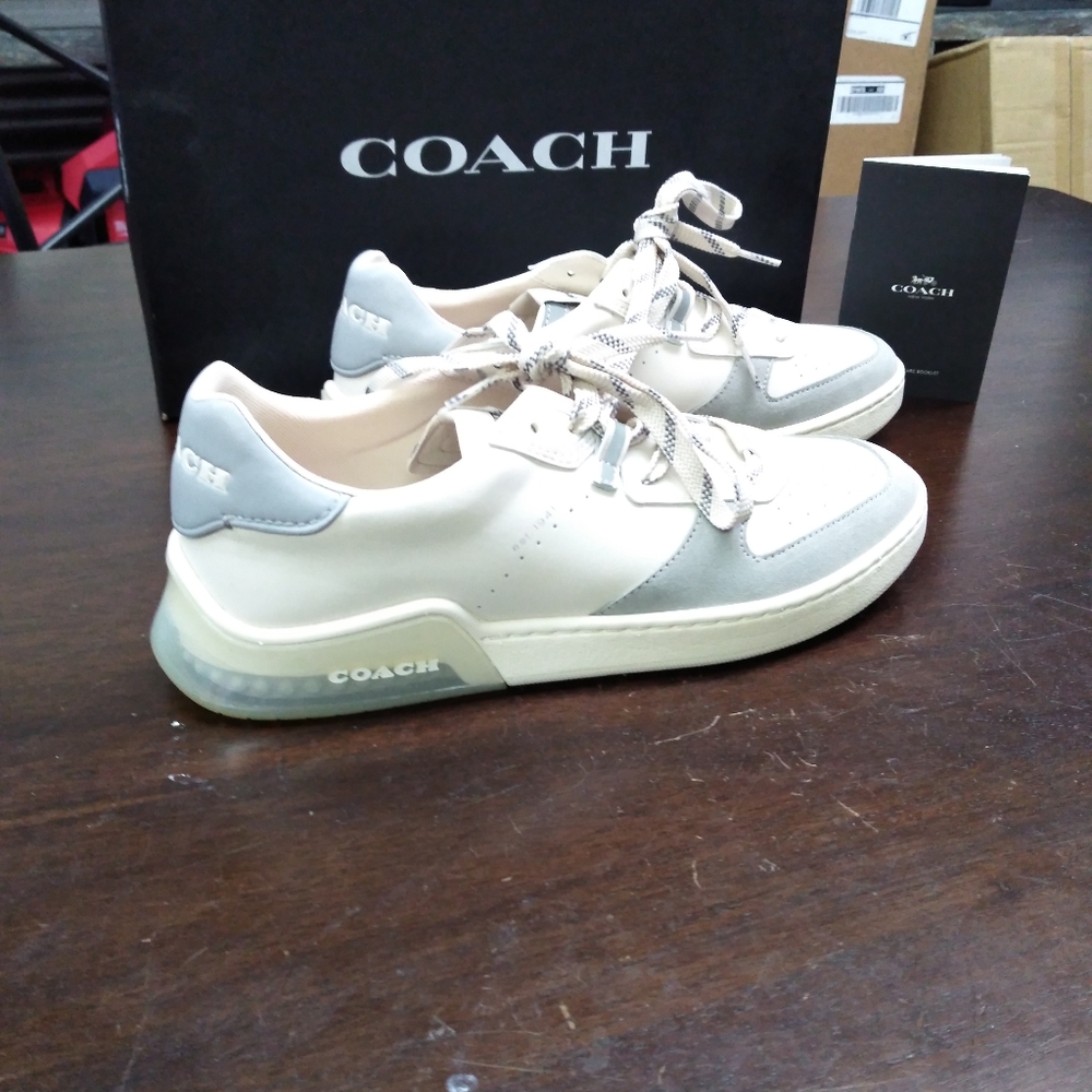 Coach Sneakers View 2